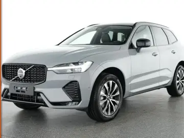 XC60 B5 B AWD Plus Dark FACEL. ACC AHK PANO 360