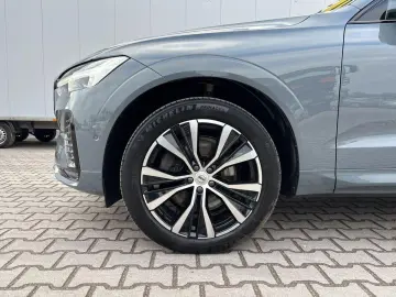 XC60 B5 AWD Ultimate Dark 360  ACC HUD H&K STHZ