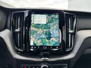 XC60 B5 AWD Ultimate Dark 360  ACC HUD H&K STHZ