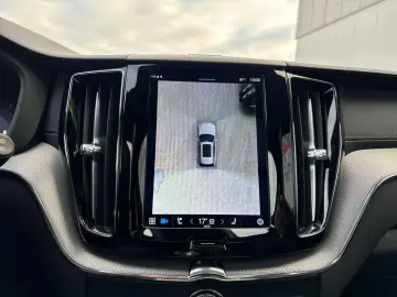 XC60 B5 AWD Ultimate Dark 360  ACC HUD H&K STHZ