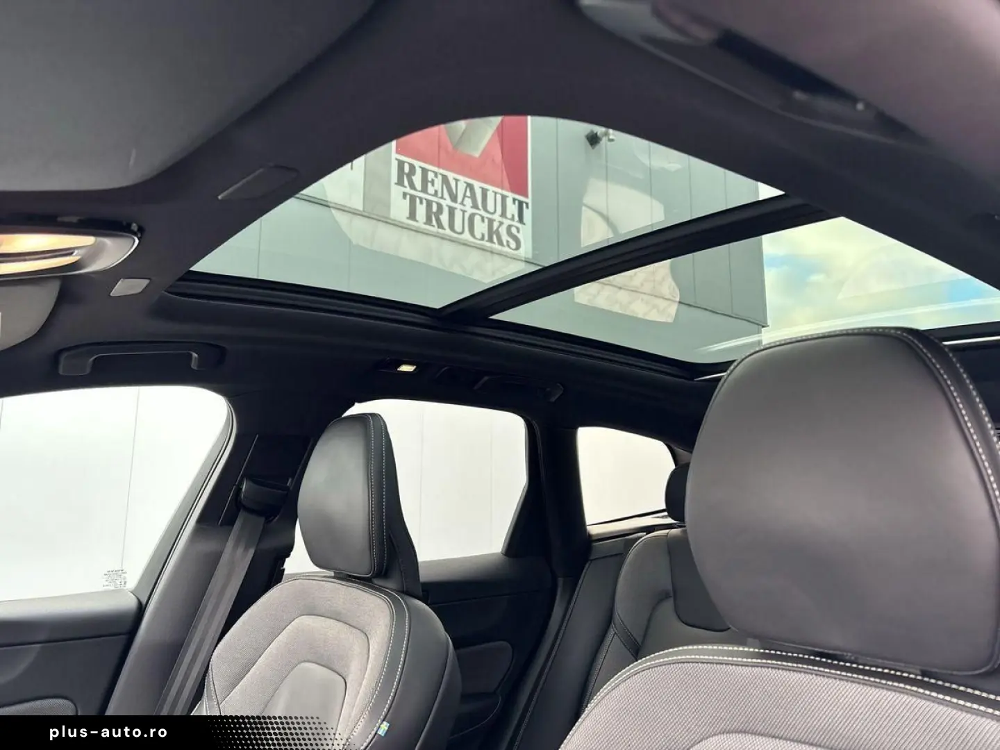 XC60 B5 AWD Ultimate Dark 360  ACC HUD H&K STHZ