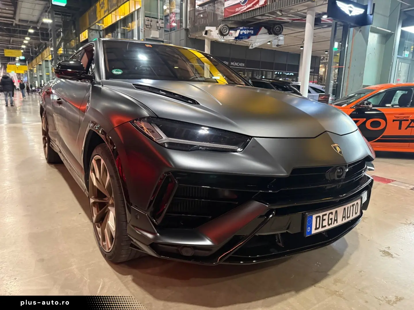 Urus S 4.0 V8 Sport Matt B&O AHK 23'' AKRAPOVIC