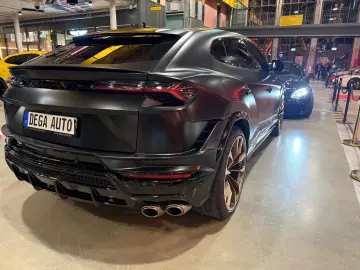 Urus S 4.0 V8 Sport Matt B&O AHK 23'' AKRAPOVIC