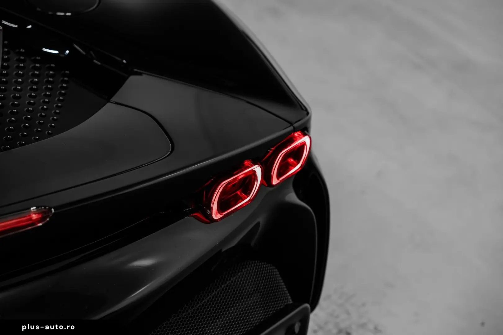 FERRARI SF90 NOVITEC  1020HP