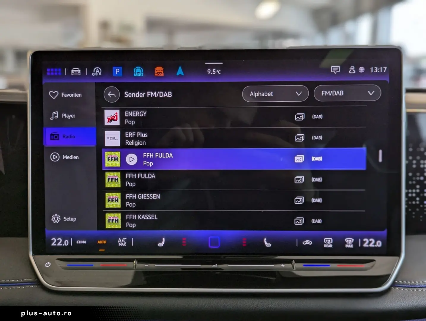 Tiguan 2.0TDI R-Line 4M Pano H K AHK Matrix 20