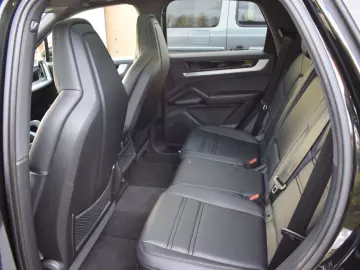 Cayenne S E-Hybrid BOSE 22  ACC AHK PANO 18-WEGE