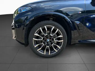 X5 xDr30d M Sport IconicGlow GestureControl 360
