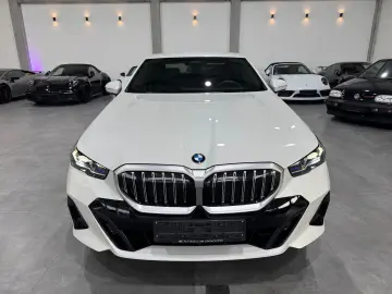520 i M Sport Carbon Memory H&K HUD  Live Cockpi