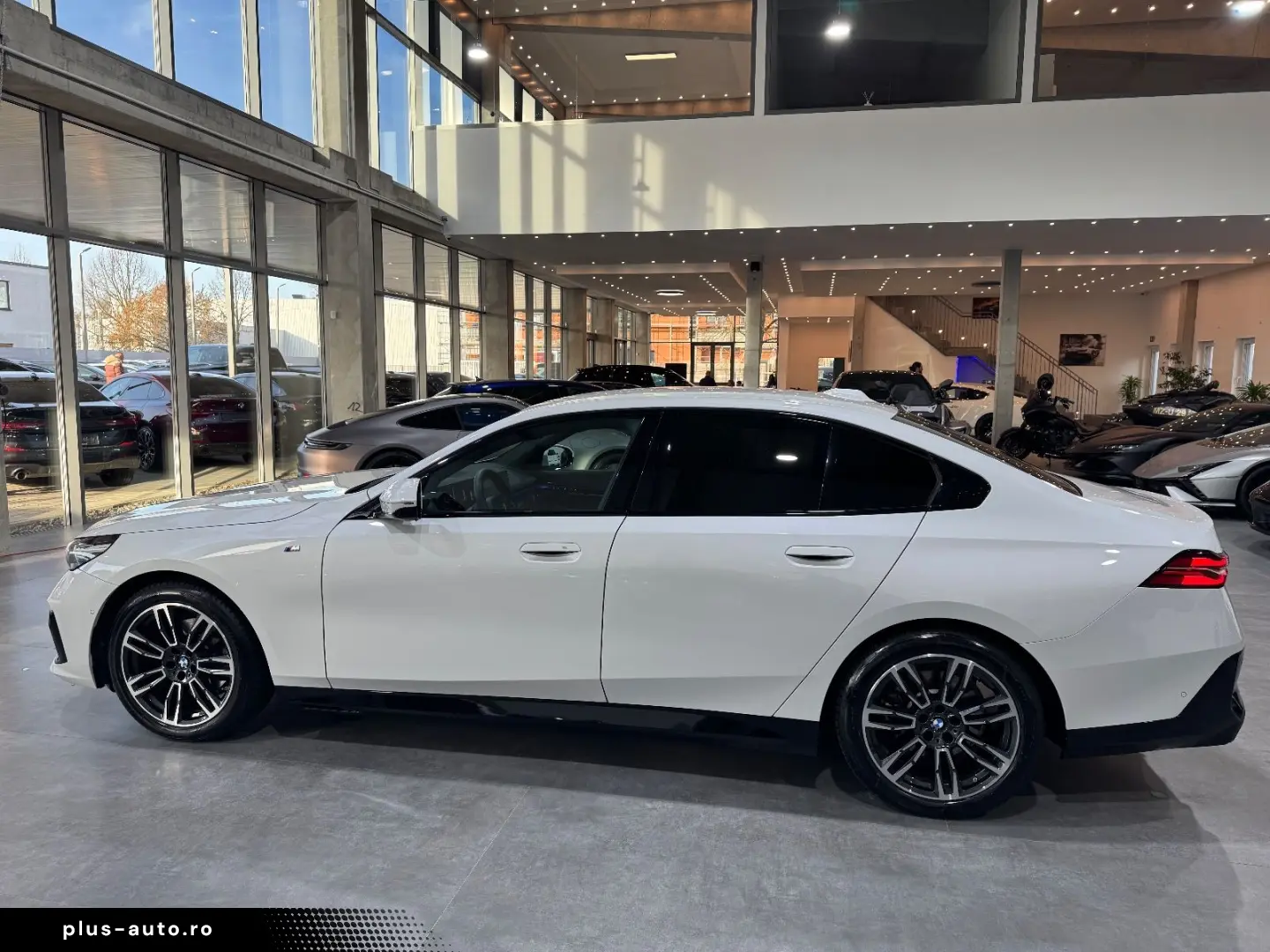 520 i M Sport Carbon Memory H&K HUD  Live Cockpi