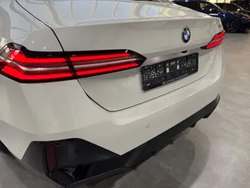 520 i M Sport Carbon Memory H&K HUD  Live Cockpi