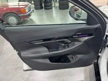 520 i M Sport Carbon Memory H&K HUD  Live Cockpi