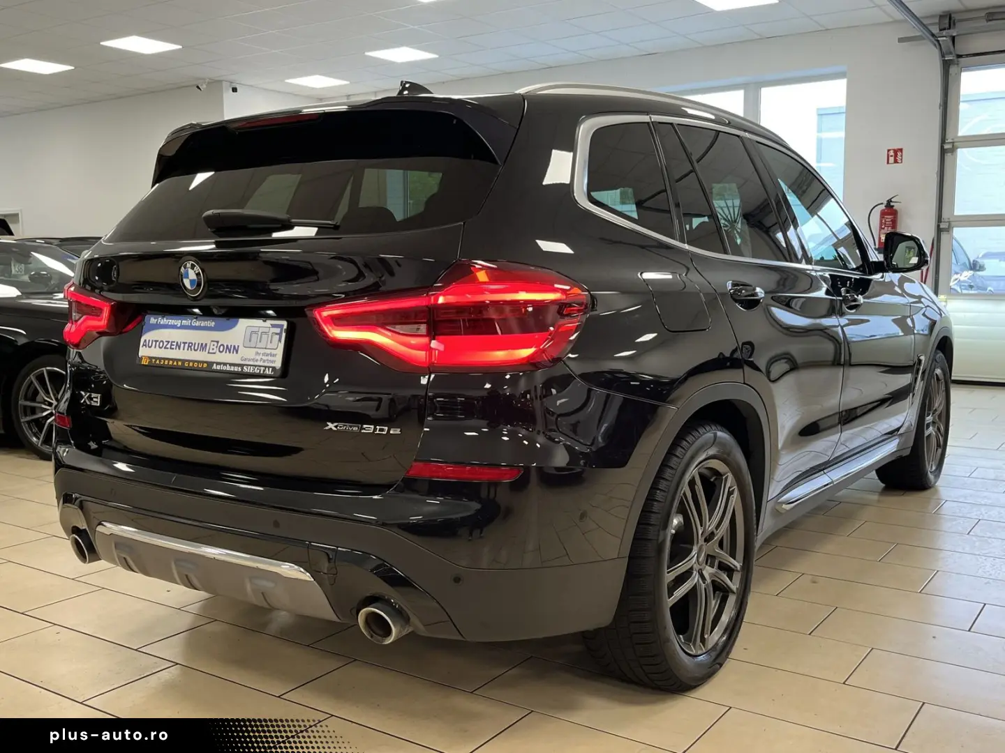 X3 xDrive 30e Luxury-Line HUD H&K Leather