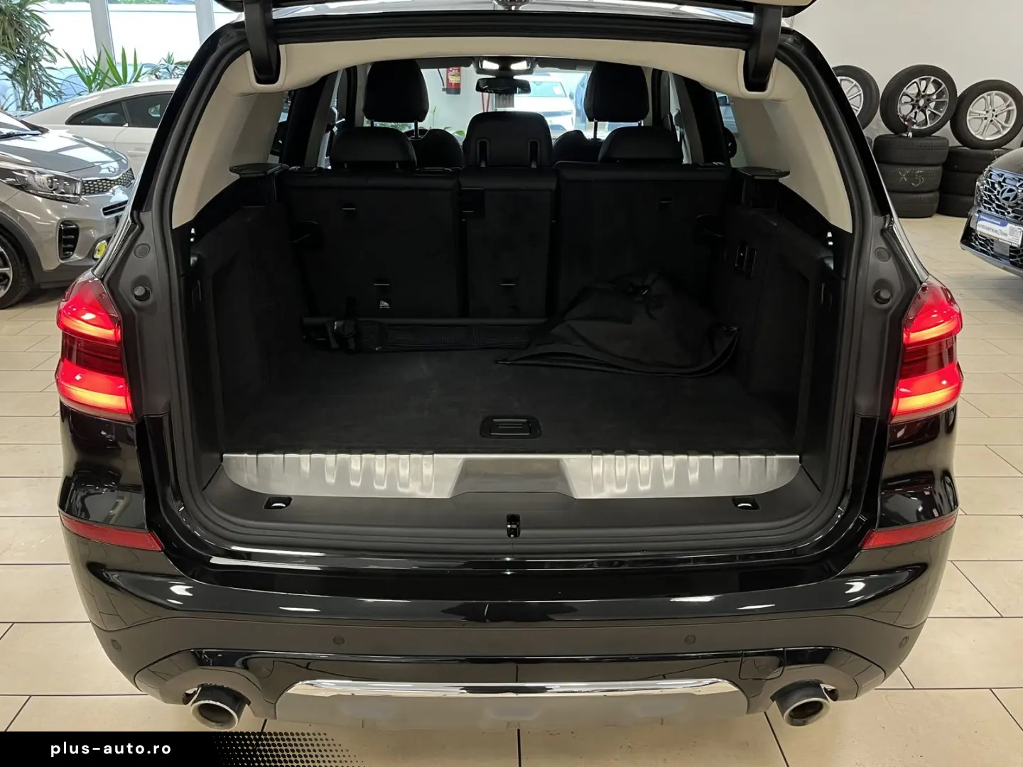 X3 xDrive 30e Luxury-Line HUD H&K Leather