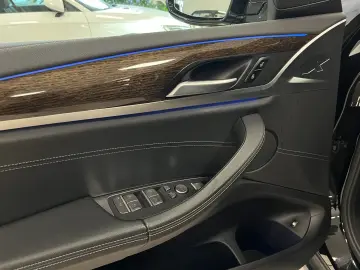 X3 xDrive 30e Luxury-Line HUD H&K Leather