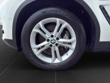 X3 xDrive30e