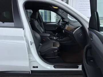 X3 xDrive30e