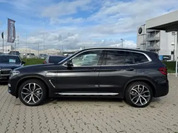 X3 xDrive 30e