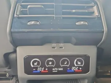 520 i M-Sport AHK Head-Up Pano ACC H K-Sound 360