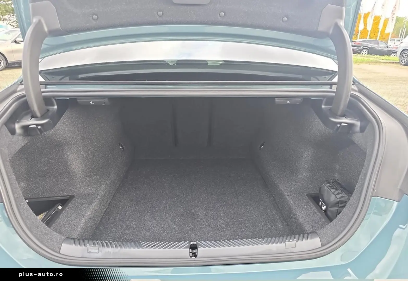 520 i M-Sport AHK Head-Up Pano ACC H K-Sound 360