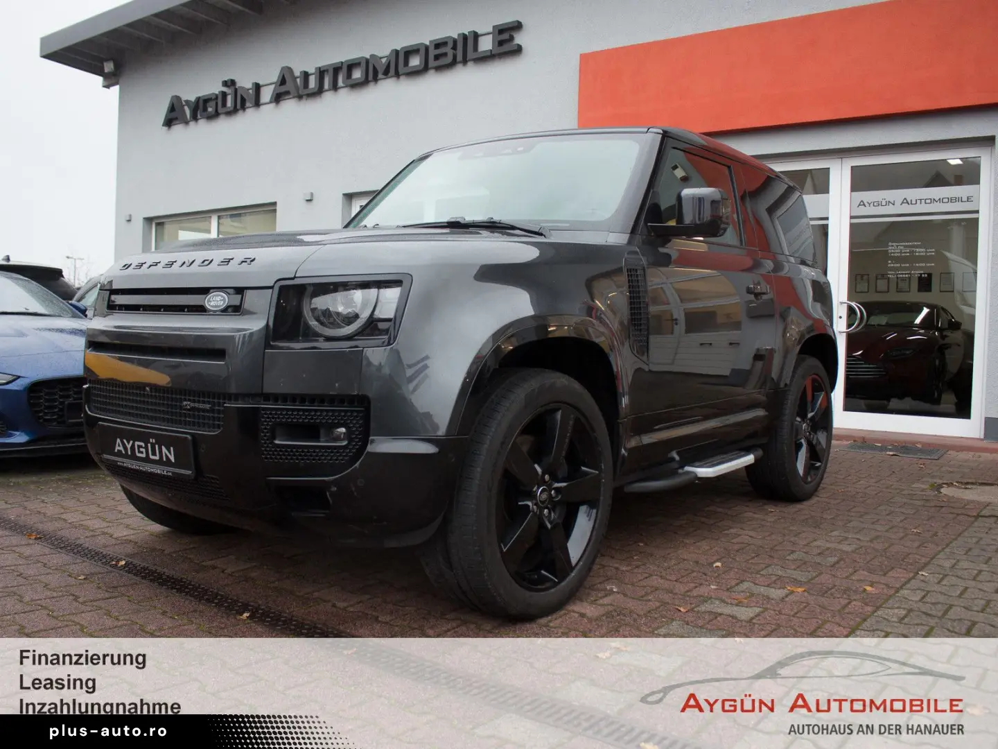 Defender 90 P400 X-DYNAMIC HSE Pano 22-Zoll AHK