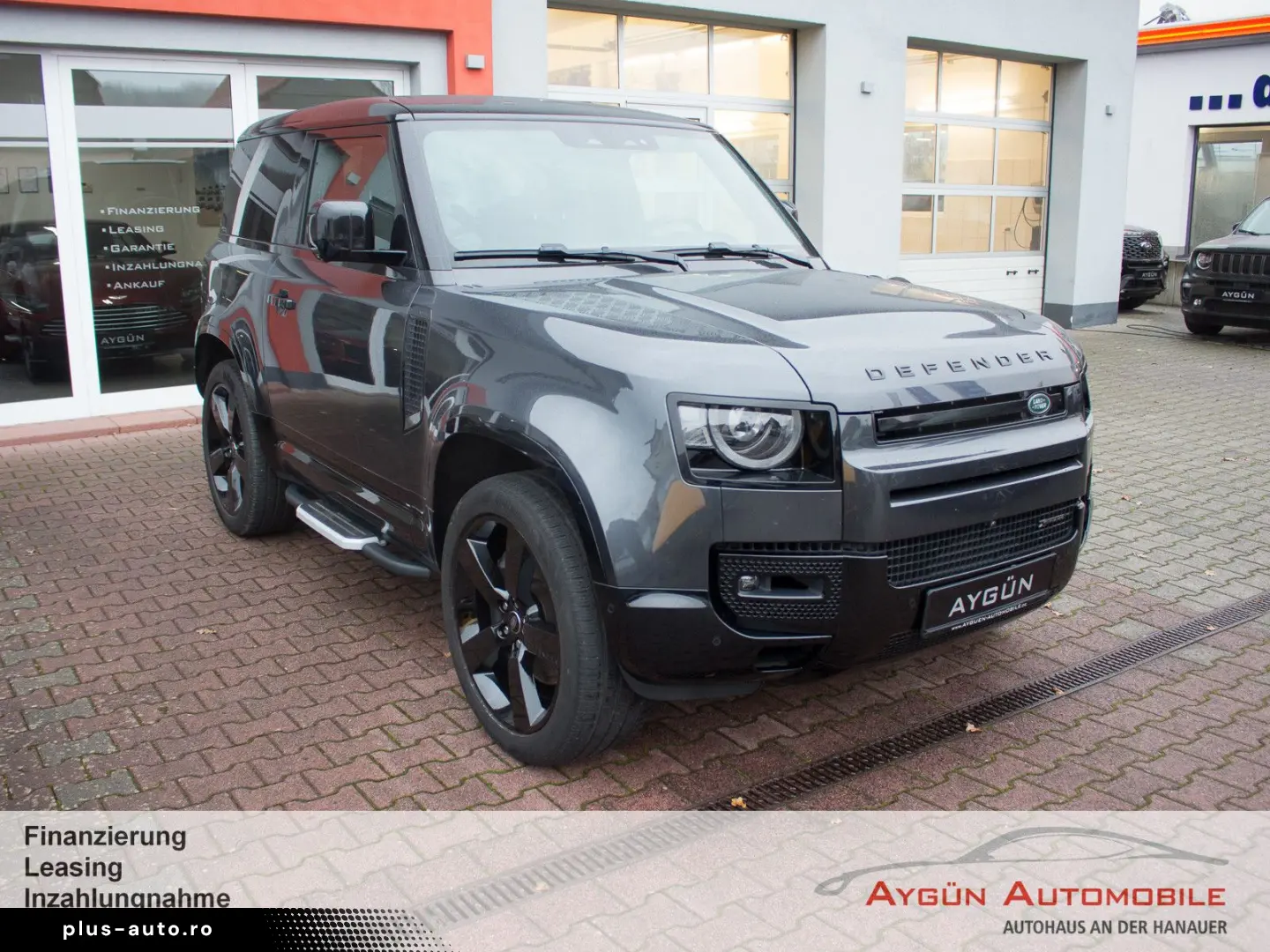 Defender 90 P400 X-DYNAMIC HSE Pano 22-Zoll AHK