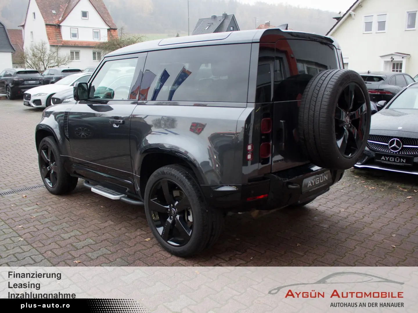 Defender 90 P400 X-DYNAMIC HSE Pano 22-Zoll AHK