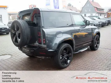 Defender 90 P400 X-DYNAMIC HSE Pano 22-Zoll AHK