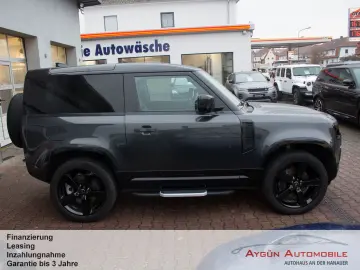 Defender 90 P400 X-DYNAMIC HSE Pano 22-Zoll AHK