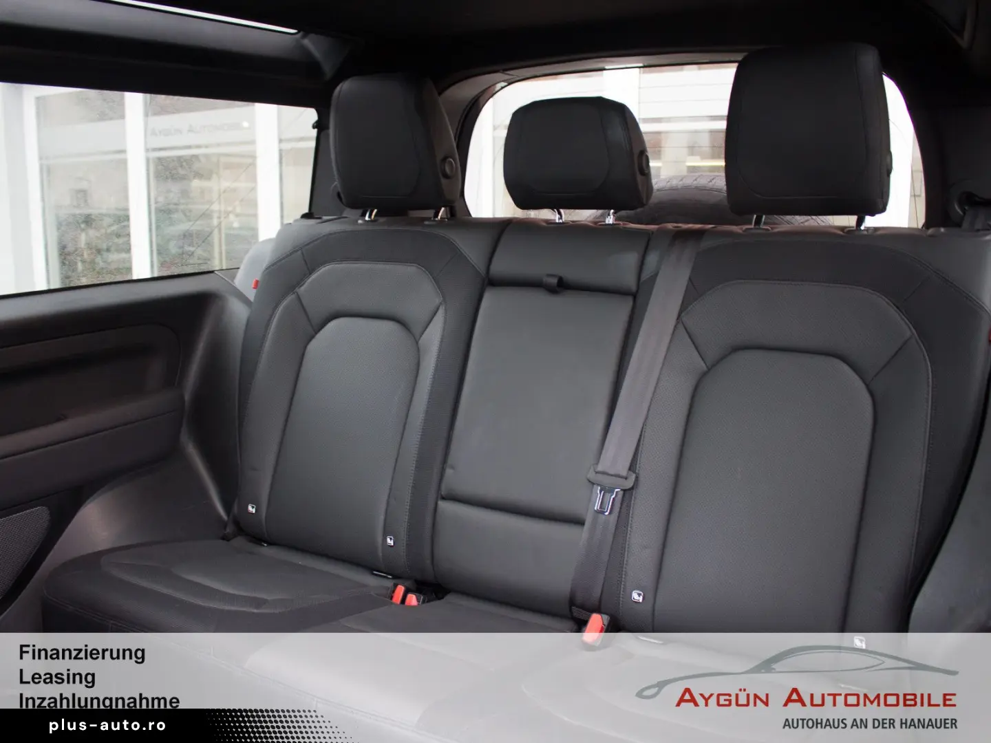 Defender 90 P400 X-DYNAMIC HSE Pano 22-Zoll AHK