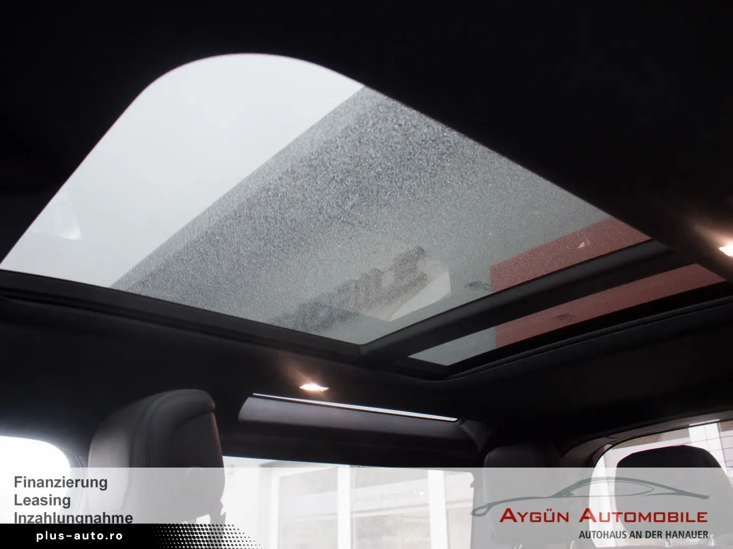 Defender 90 P400 X-DYNAMIC HSE Pano 22-Zoll AHK