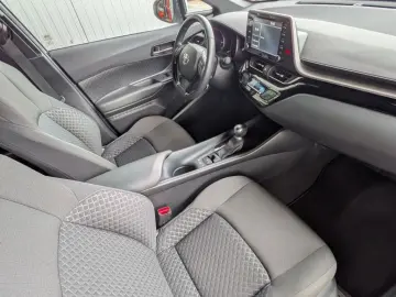 C-HR Hybrid Flow  Klima AndroidAuto Allwetter