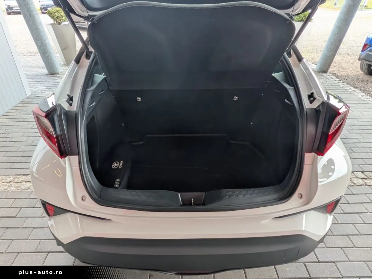 C-HR Hybrid Flow  Klima AndroidAuto Allwetter