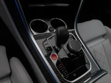 M8 Competition Gran Coupé Laser 360 B&W HUD Voll