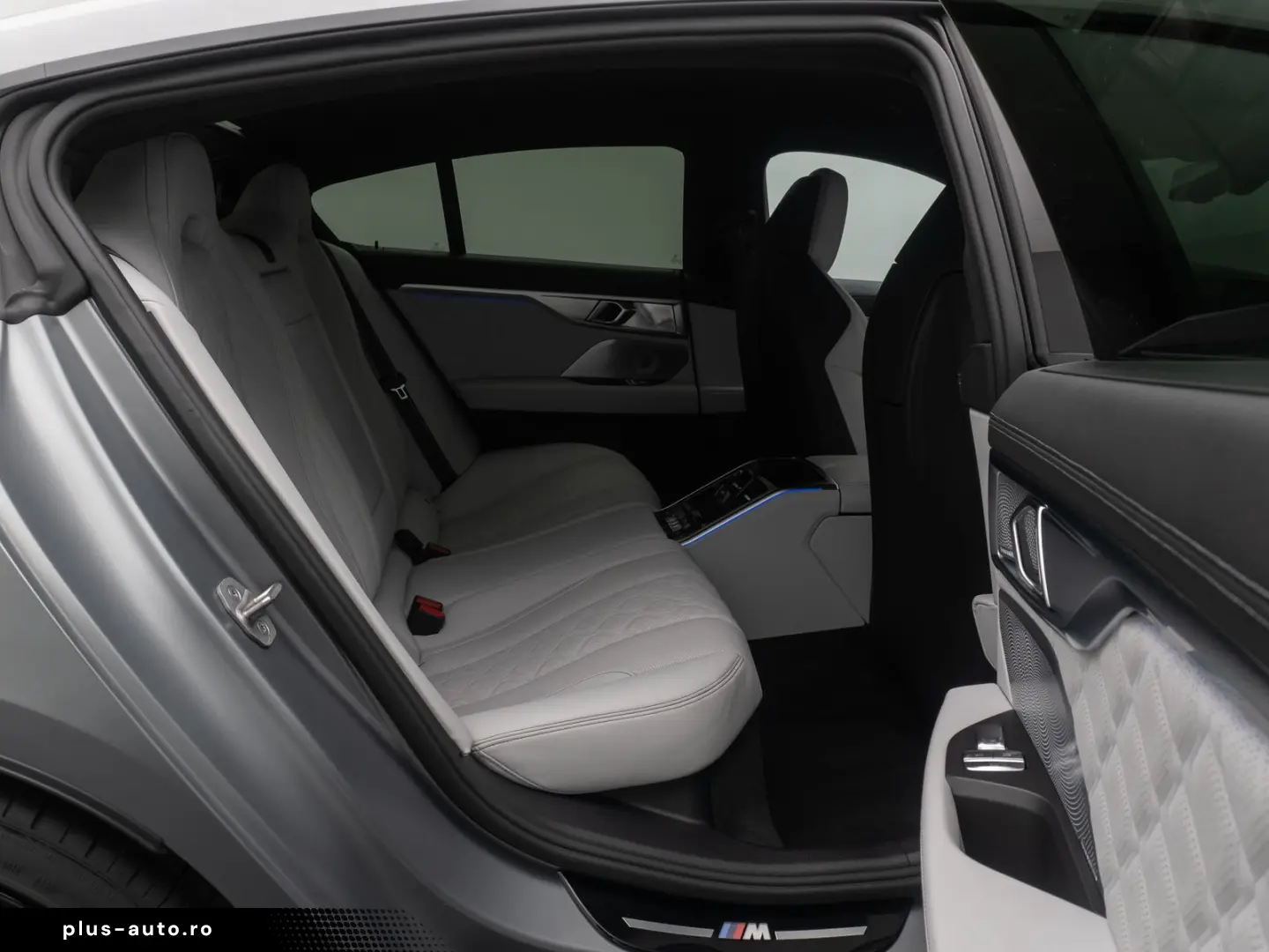 M8 Competition Gran Coupé Laser 360 B&W HUD Voll