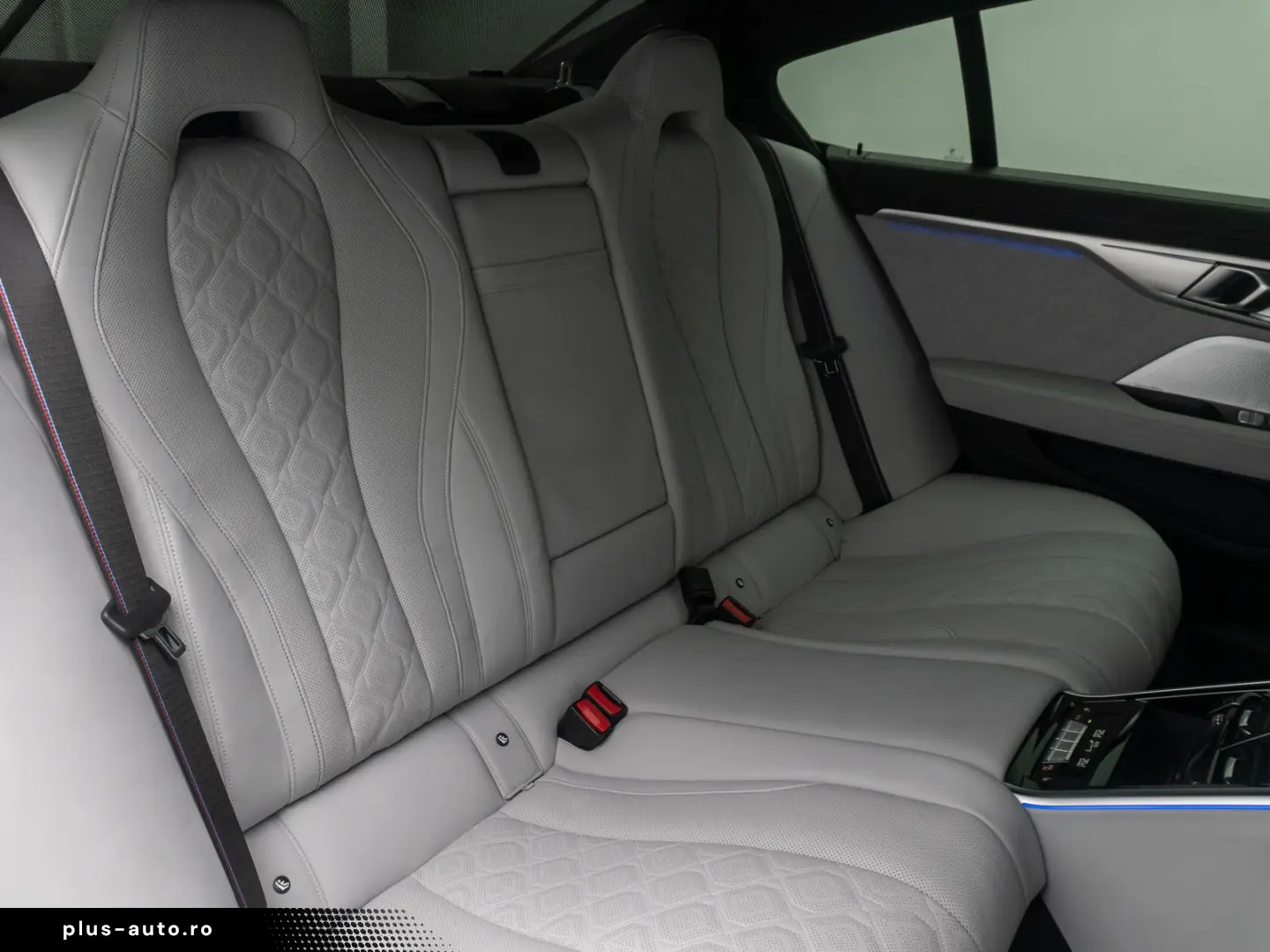 M8 Competition Gran Coupé Laser 360 B&W HUD Voll