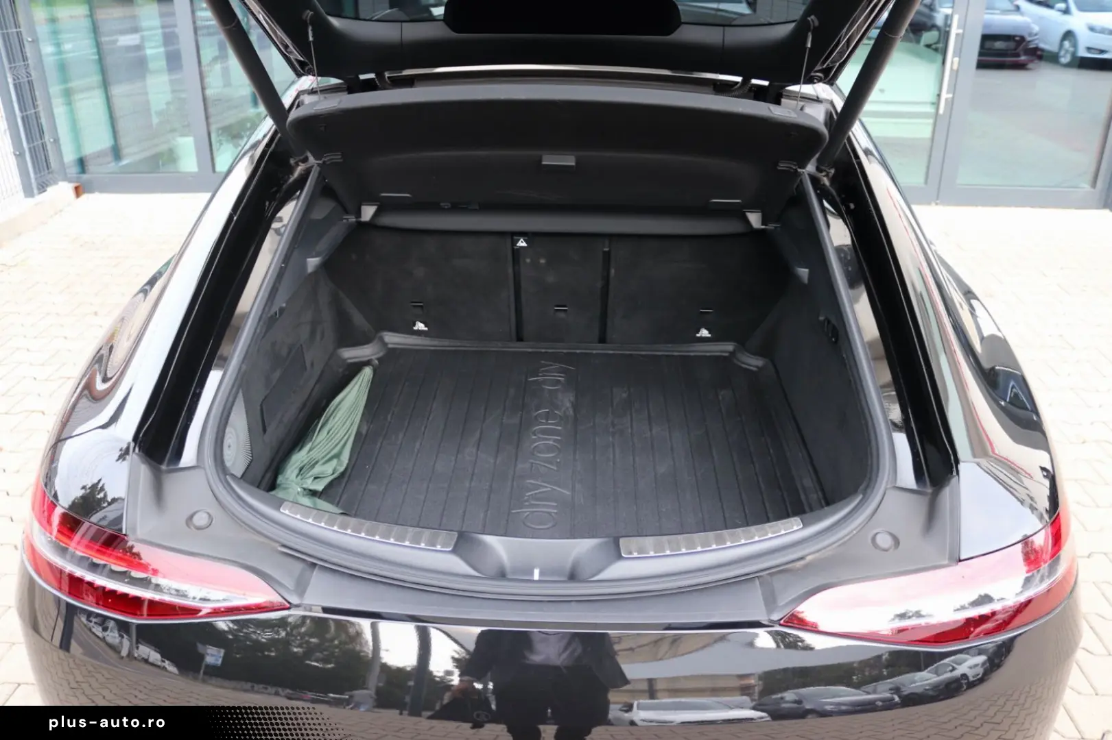 AMG GT 63 S 4M  Night Pano HuD PERF-ABGAS Stdhzg