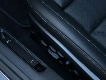 992 911 Carrera 4S Cabriolet BOSE 360  PASM Lift