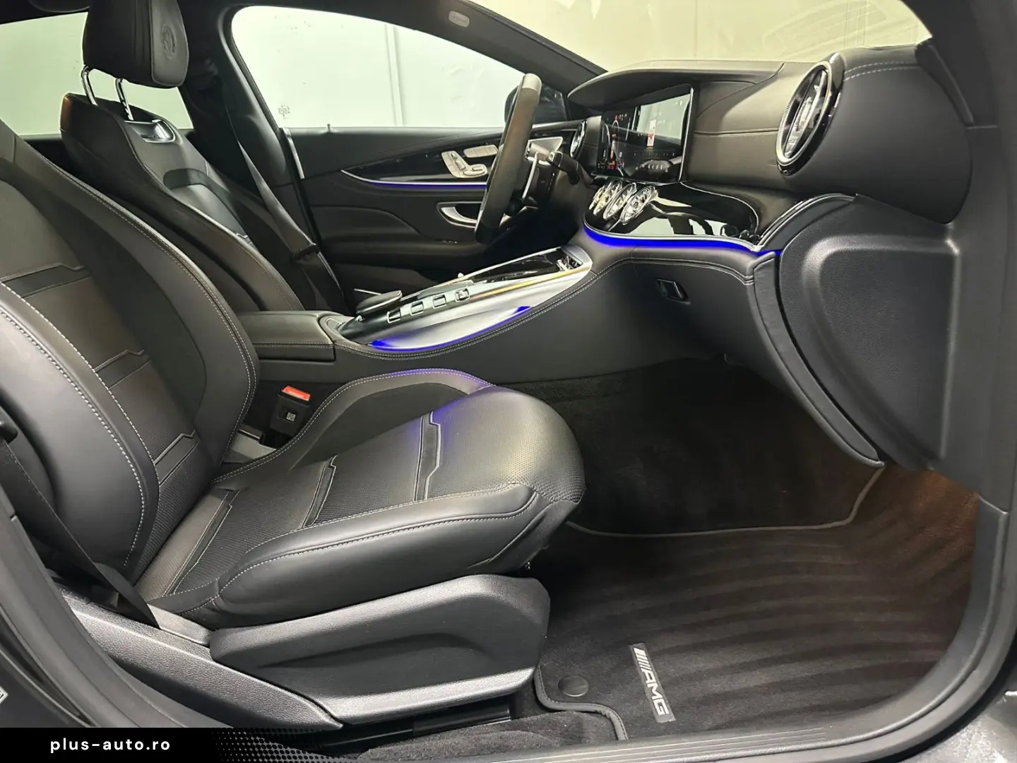 GT 63  S E Performance  SHD CARBON HECKS HEADUP