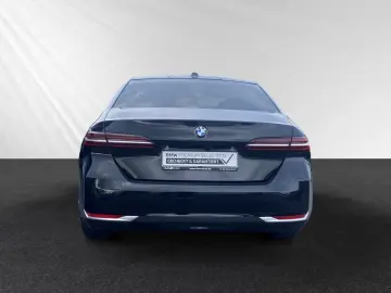 520d xDrive  € 1.190 Zubehörbonus Standhzg.