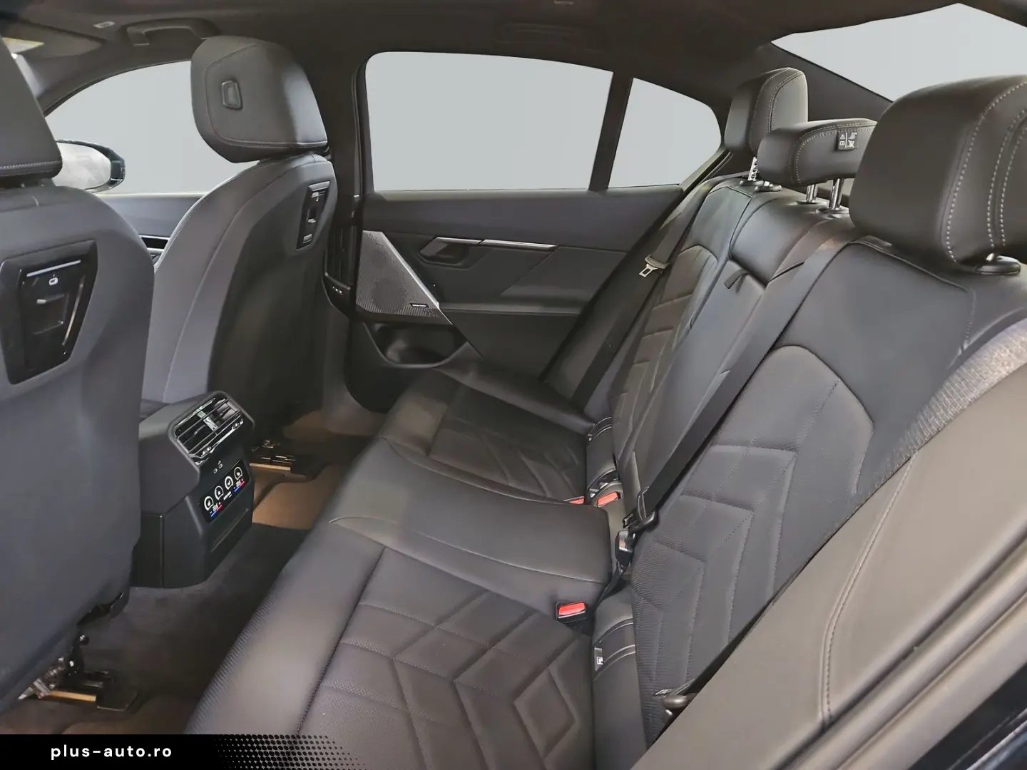 540d xDrive Lim. 748€ netto mtl. M Sport Panoram