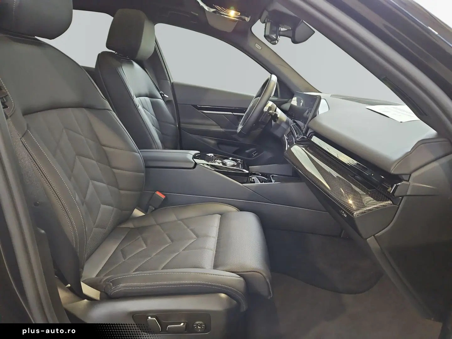 540d xDrive Lim. 748€ netto mtl. M Sport Panoram