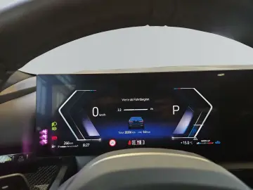 540d xDrive Lim. 748€ netto mtl. M Sport Panoram