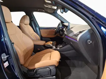 X3 xDrive30e M Sport HUD 360