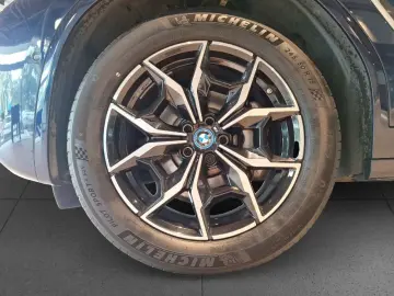 X3 xDrive30e M Sport HUD 360