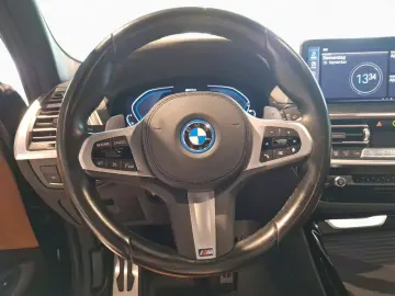 X3 xDrive30e M Sport HUD 360
