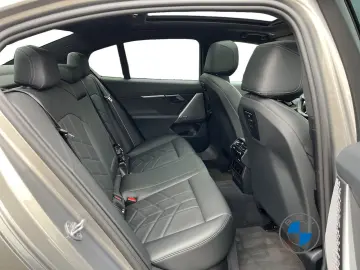 550e xDrive Limousine M Sport 21  Pano Sitzbelüf