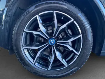 X3 xD 30e M SPORT Laser HUD 360