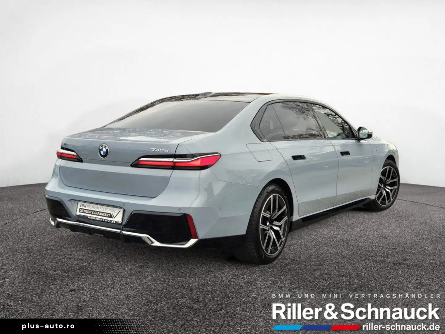 740d xDrive M Sport PANO-SKY STANDHZG ICONIC-GLO