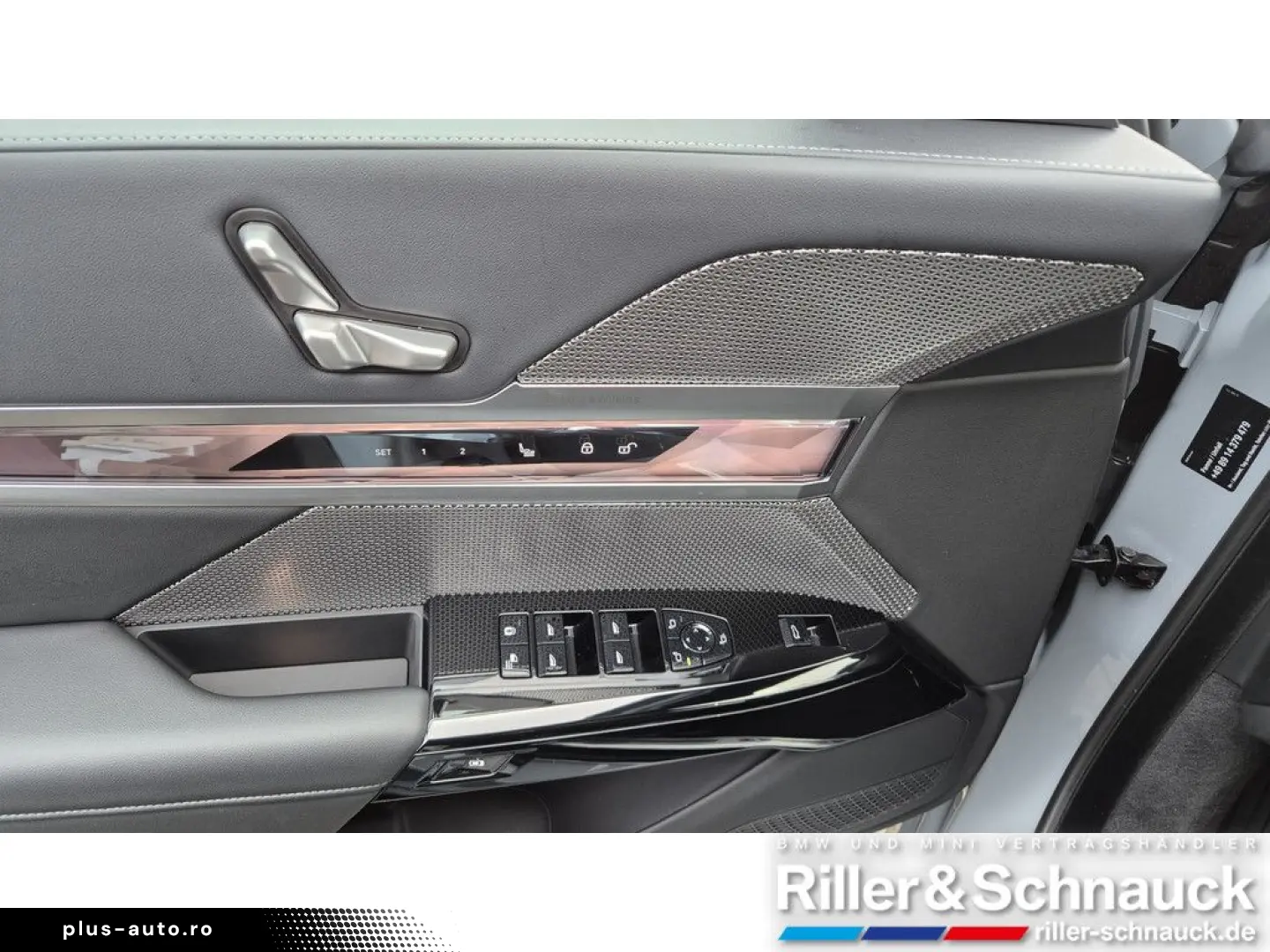 740d xDrive M Sport PANO-SKY STANDHZG ICONIC-GLO