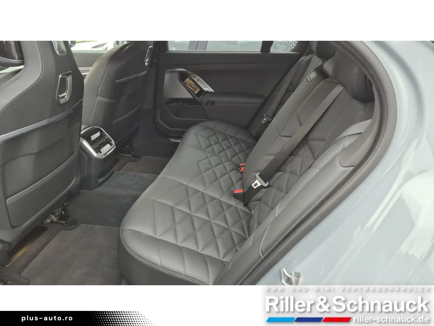 740d xDrive M Sport PANO-SKY STANDHZG ICONIC-GLO